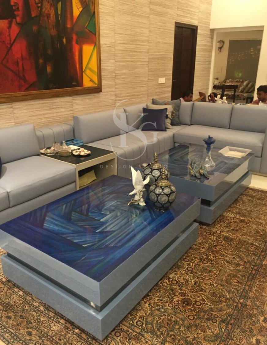blue-coffee-table-living-room